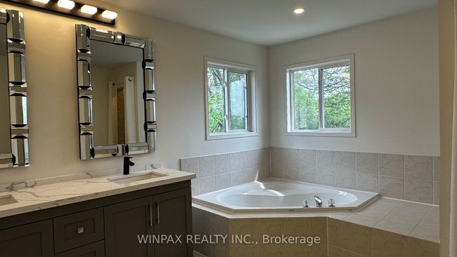 49 Wetherburn Dr, House other with 4 bedrooms, 3 bathrooms and 4 parking in Whitby ON | Image 10