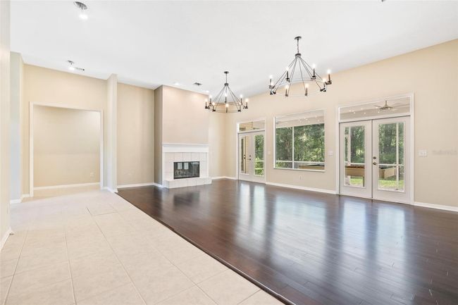 11933 Pasco Trails Blvd, House other with 4 bedrooms, 3 bathrooms and null parking in SPRING HILL FL | Image 5