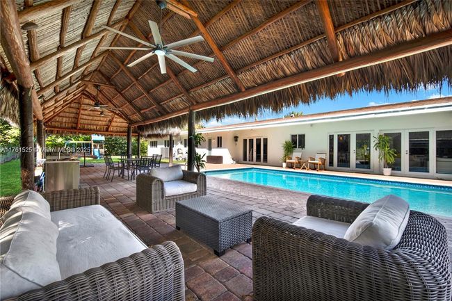 7860 Sw 134 Th St, House other with 4 bedrooms, 3 bathrooms and null parking in Pinecrest FL | Image 34