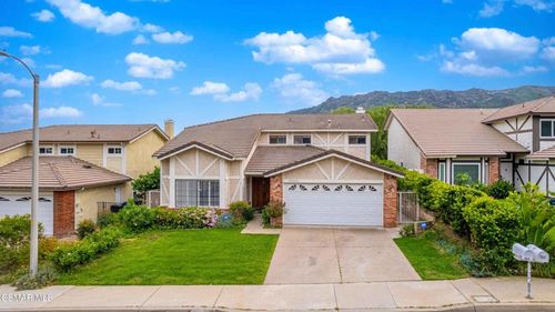 29820 Rainbow Crest Dr, Agoura Hills, CA, 91301-4025 | Card Image