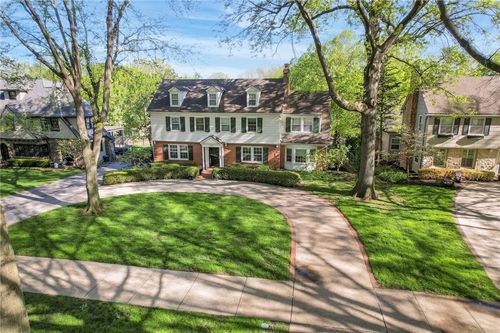 630 W Meyer Blvd, Kansas City, MO, 64113-1544 | Card Image