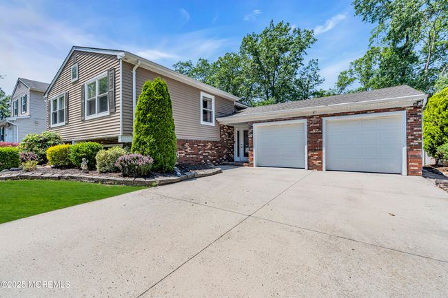 12 Silversmith Ct, House other with 5 bedrooms, 3 bathrooms and null parking in Howell NJ | Image 6