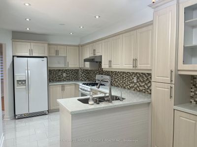 50 - 3600 Colonial Dr, Condo with 3 bedrooms, 4 bathrooms and 2 parking in Mississauga ON | Image 1