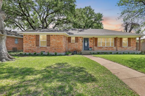 2920 Sharpview Ln, Dallas, TX, 75228-6054 | Card Image