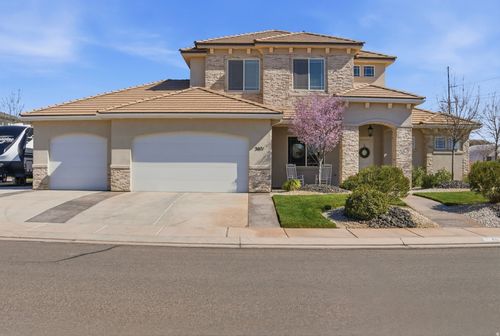 3071 S Olivewood Ln, St George, UT, 84790-1383 | Card Image