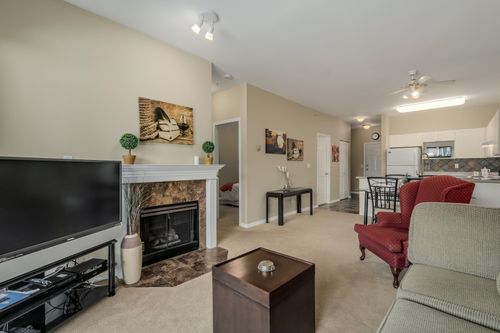 231-2109 Rowland St, Port Coquitlam, BC, V3C6J4 | Card Image