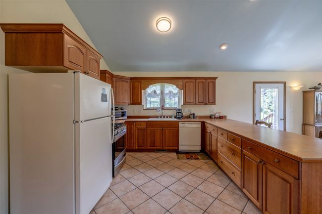 7551 York Rd, House other with 2 bedrooms, 2 bathrooms and null parking in Helena MT | Image 11