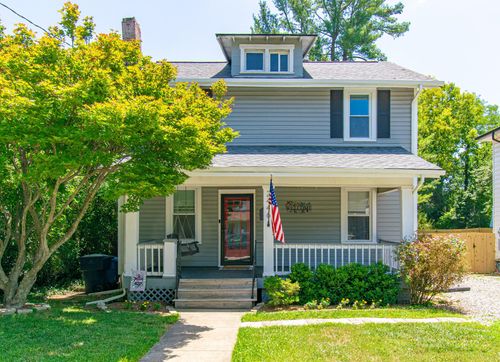2446 Montvale Rd Sw, Roanoke, VA, 24015 | Card Image