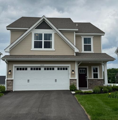 5022 Useppa Trl, Woodbury, MN, 55129-5725 | Card Image