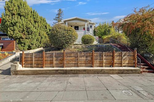6432 Outlook Ave, Oakland, CA, 94605-2126 | Card Image