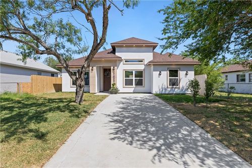 727 N Milam St, San Benito, TX, 78586-5326 | Card Image