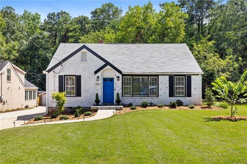 2427 Saint Patrick St Se, Atlanta, GA, 30317-3026 | Card Image