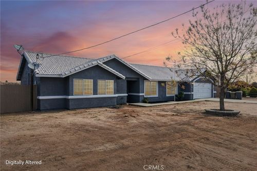 14980 Larch Street, Hesperia, CA, 92345 | Card Image