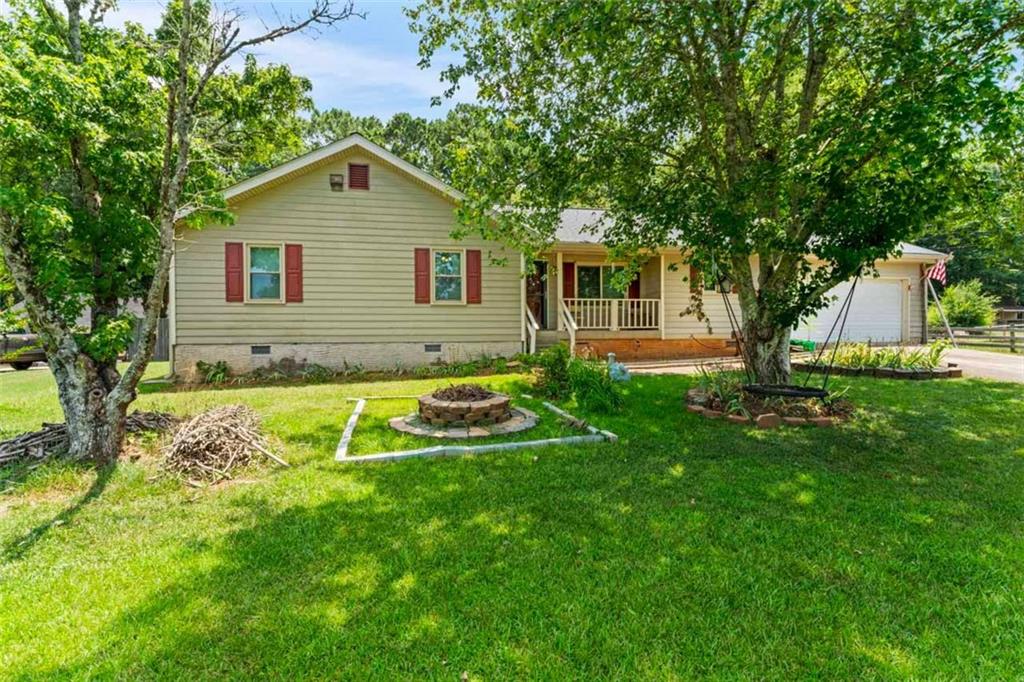 Fox Meadow Dr, Covington, GA 30016