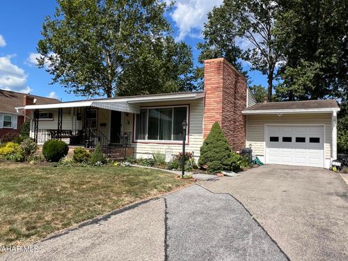 1308 Poplar Ave, Hollidaysburg, PA, 16648-1134 | Card Image
