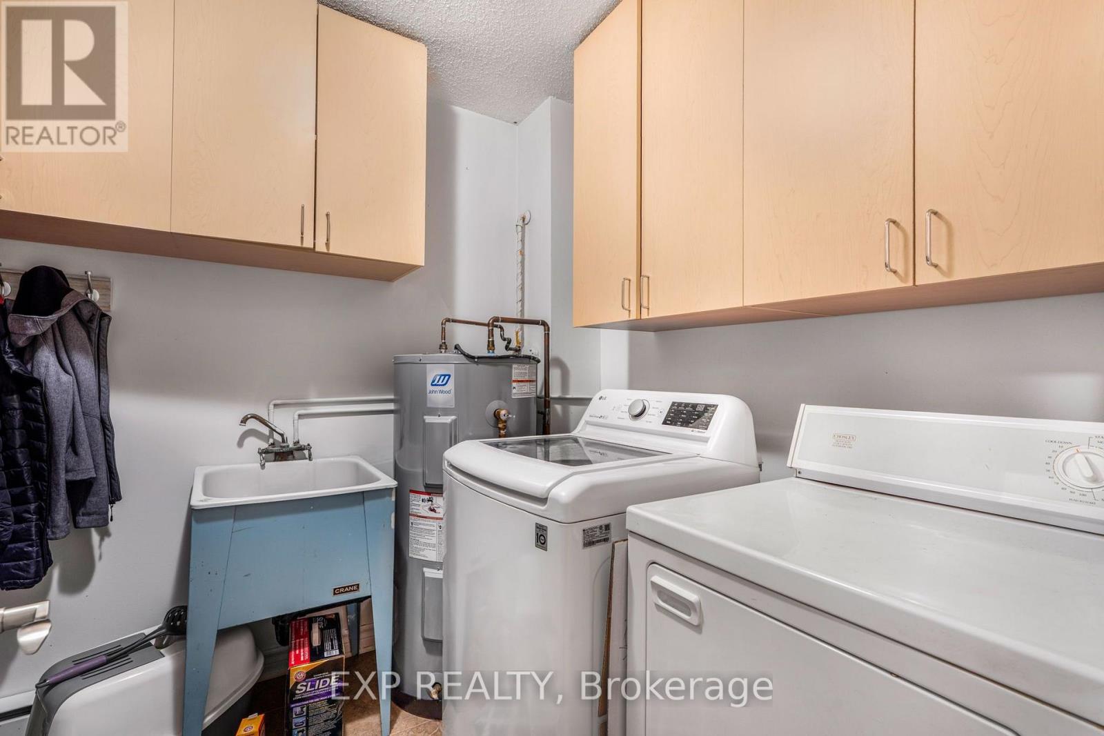 Residential Lease in Casselman 3