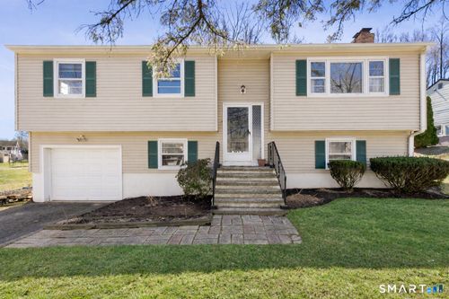 21 Hawley Road Ext, Danbury, CT, 06811-4936 | Card Image