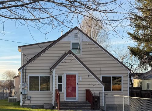 279 Se Willowdale Dr, Prineville, OR, 97754-2524 | Card Image