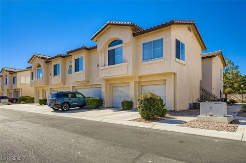 203-4941 Black Bear Rd, Las Vegas, NV, 89149-7721 | Card Image