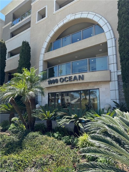 unit-101-1000 E Ocean Blvd, Long Beach, CA, 90802-8508 | Card Image