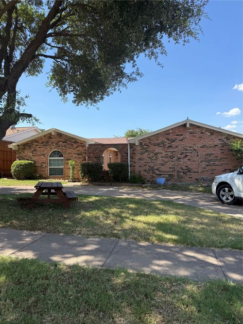 1801 Tameria Dr, Irving, TX, 75060-6847 | Card Image