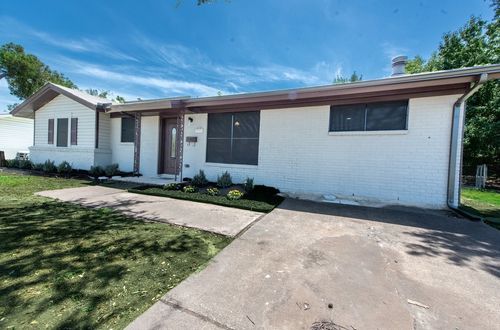 2722 Rutgers Dr, Irving, TX, 75062-7144 | Card Image