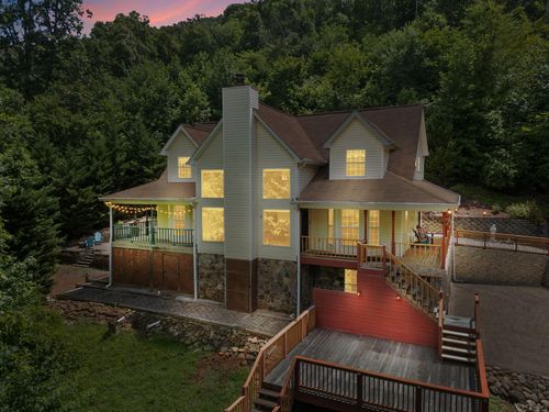 9369 Hopi Trl, Ooltewah, TN, 37363-5660 | Card Image