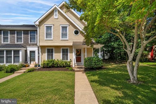1536 Twisted Oak Dr, Reston, VA, 20194-1541 | Card Image