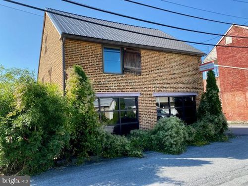 40 N Second Street Barn Suite, CHAMBERSBURG, PA, 17201 | Card Image