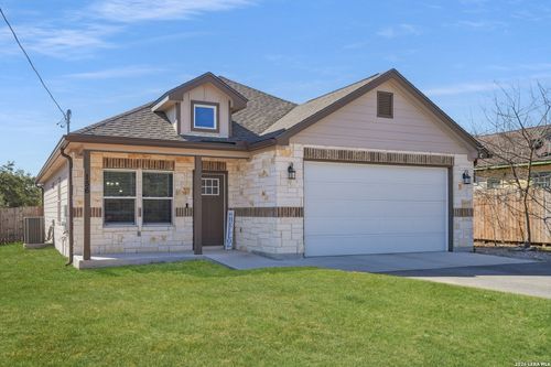 156 Remington Rd, Spring Branch, TX, 78070-4220 | Card Image