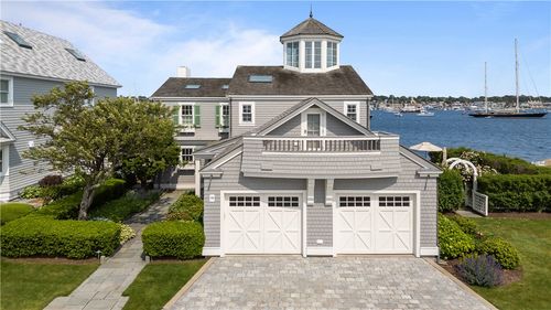 19-19 Defenders Row, Newport, RI, 02840-1507 | Card Image