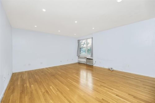 apt-304-377 N Broadway, Yonkers, NY, 10701-2018 | Card Image