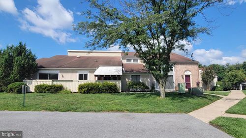 1514 Kensington Dr, HAGERSTOWN, MD, 21742-8036 | Card Image