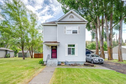 1804 Cedar St, Colfax, WA, 99111-9711 | Card Image
