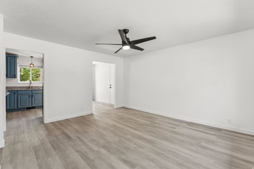 3885 S 2000 E, Millcreek, UT, 84109-3319 | Card Image