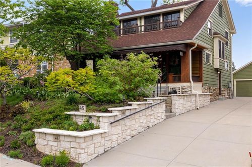 46 E 52nd St, Kansas City, MO, 64112-2848 | Card Image