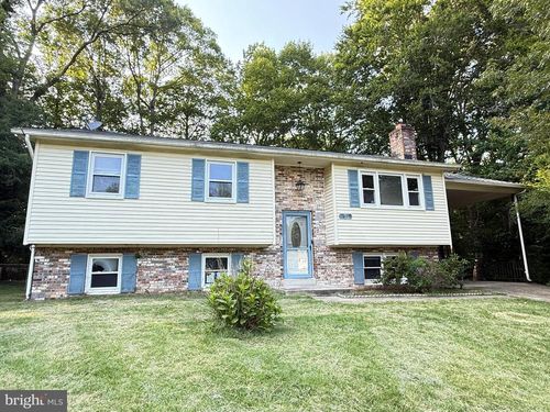 2200 Bridle Path Dr, WALDORF, MD, 20601-2944 | Card Image