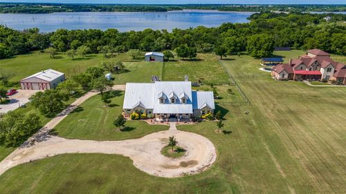 221 Cattle Trl, Tioga, TX, 76271-3578 | Card Image