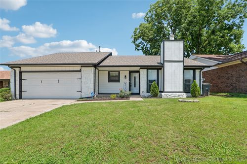12209 30th Pl, Tulsa, OK, 74129-8429 | Card Image