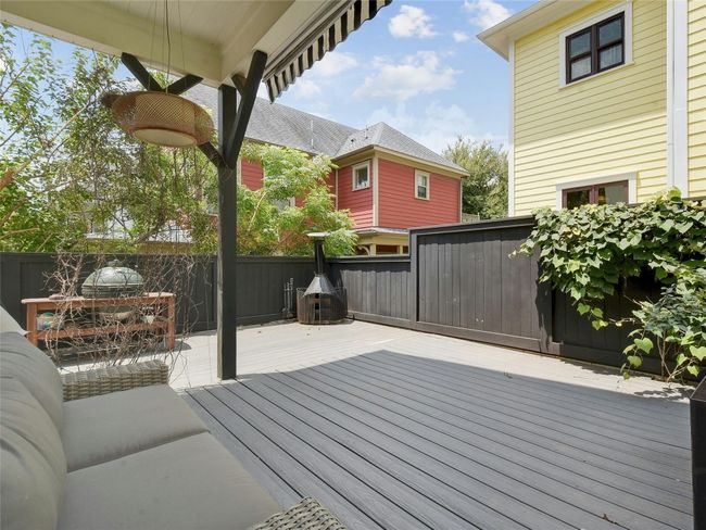 1003 E 14 Th St, House other with 3 bedrooms, 3 bathrooms and 2 parking in Austin TX | Image 25