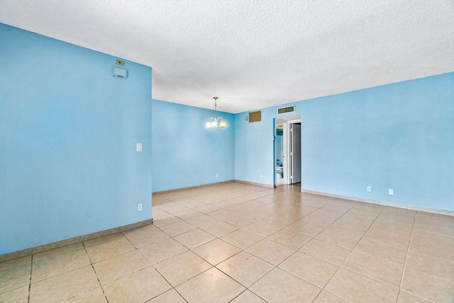 105 - 1965 Se 5th Ct, Condo with 1 bedrooms, 1 bathrooms and null parking in Pompano Beach FL | Image 8