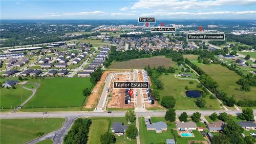 2400 S 27th St, Rogers, AR, 72758 | Card Image