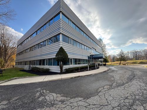 ste-201-1 Corwin Ct, Newburgh, NY, 12550-5176 | Card Image