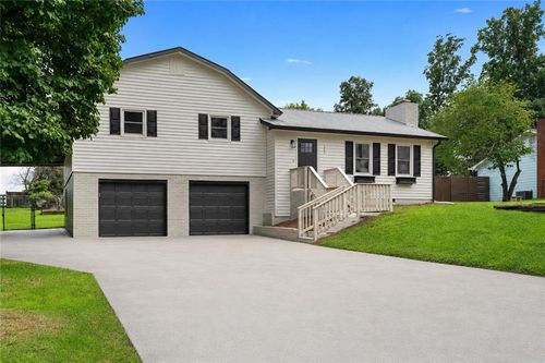 105 Trickum Hills Dr, Woodstock, GA, 30188-4317 | Card Image