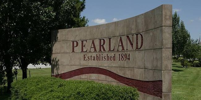 3214 Worthington Dr, House other with 3 bedrooms, 2 bathrooms and 2 parking in Pearland TX | Image 31
