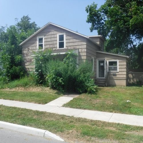 13 E Albion St, Holley, NY, 14470-1035 | Card Image