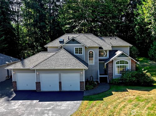 18730 88th Pl Se, Snohomish, WA, 98290-6911 | Card Image