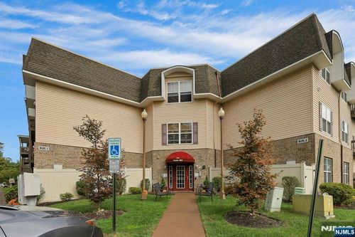 533 Cannella Way, Riverdale, NJ, 07457-1443 | Card Image