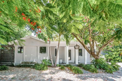 1-88100 Overseas Hwy, Islamorada, FL, 33036-3048 | Card Image