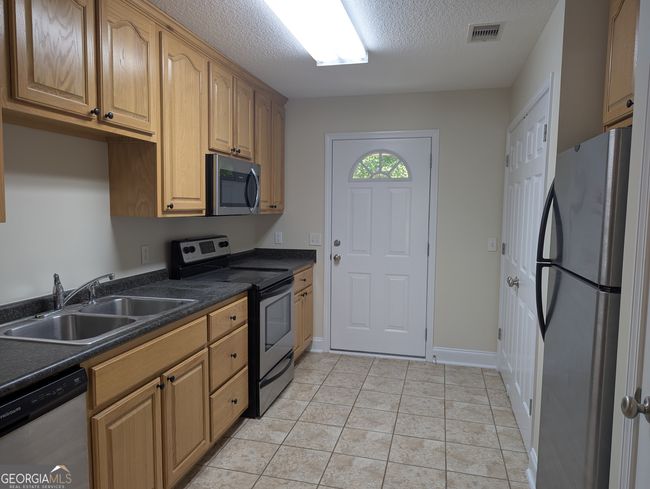 130 Lakeview Commons Dr, Townhouse with 2 bedrooms, 2 bathrooms and null parking in Statesboro GA | Image 5